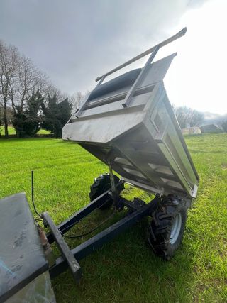 Motocultor con remolque basculante inox