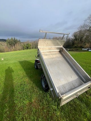 Motocultor con remolque basculante inox