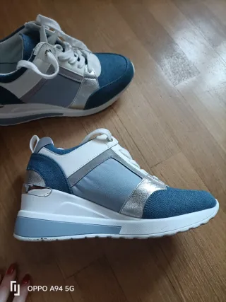 Scarpe sportive donna blu e argento