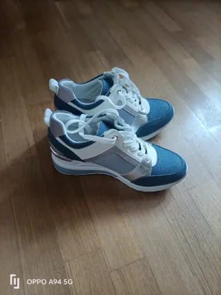 Scarpe sportive donna blu e argento