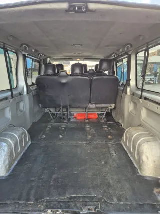 opel vivaro 2.5 2.5dti 2005