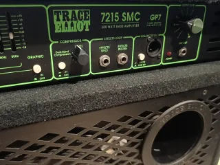 TRACE ELLIOT 300w 15" AMPLIFICADOR BAJO