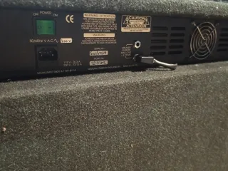 TRACE ELLIOT 300w 15" AMPLIFICADOR BAJO