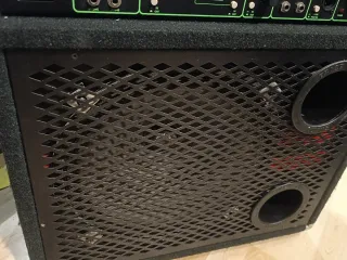 TRACE ELLIOT 300w 15" AMPLIFICADOR BAJO