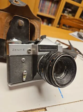 Macchina fotografica Zenit E Da revisionare.