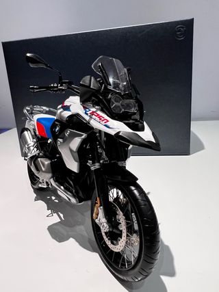 Bmw R1250 GS escala 1:10