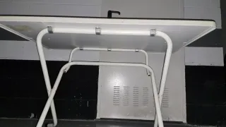 Mesa plegable blanca