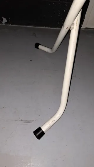 Mesa plegable blanca