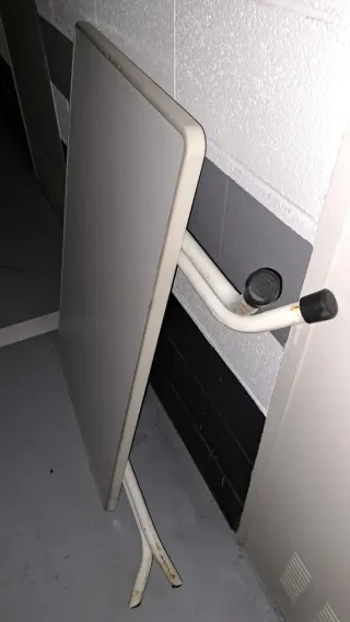 Mesa plegable blanca