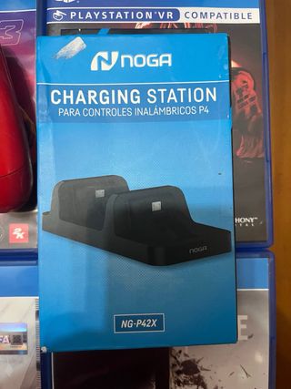 PS4 Slim 500GB Uncharted 4 Edizione + 2 Joystick