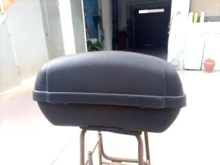 Baúl para moto.