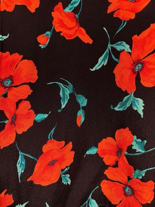 Blusa Zara cruzada estampado floral