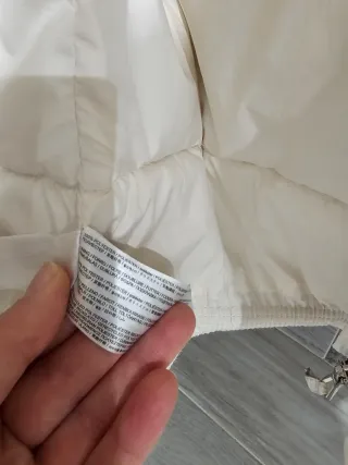 Anorak blanco Mango impermeable