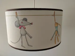 Lámparas infantiles de mesilla y techo