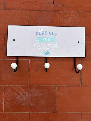 Perchero decorativo Persigue tus sueños