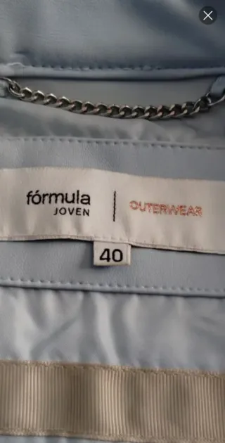 Cazadora efecto piel azul