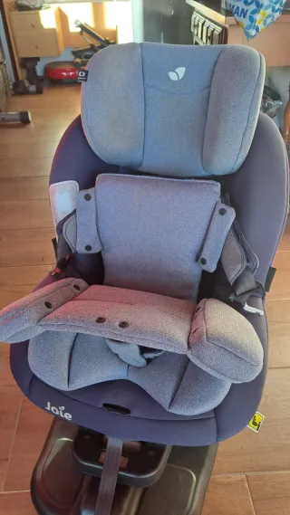 Silla de coche Joie gris