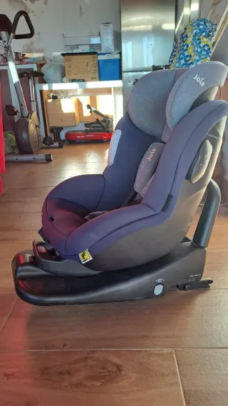 Silla de coche Joie gris