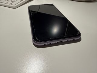iPhone 11 Morado