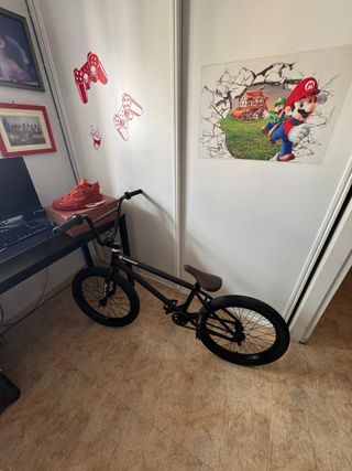 BMX Exclusiva Híbrida Negra Sin Usar