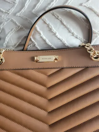 Bolso Michael Kors Camel Cadena Dorada