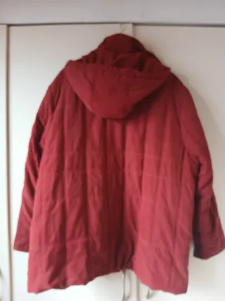 Chaquetón acolchado rojo