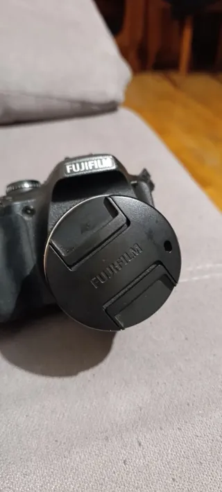 Cámara Fujifilm finepix SL260 color negro