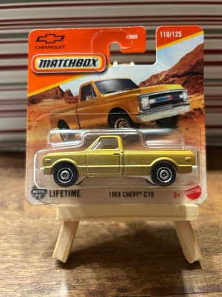 Matchbox 1968 Chevy C10 Dorada