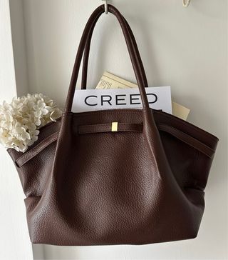 Borsa spalla spaziosa tote marrone