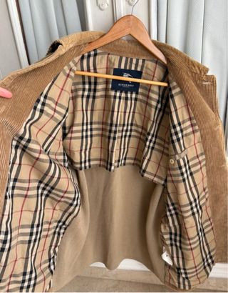 Abrigo Burberry Beige y Marrón