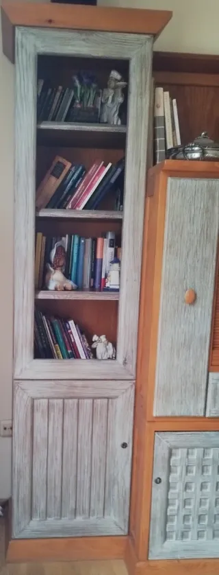 Muebles salón Boisserie de pino macizo, veta Sonia