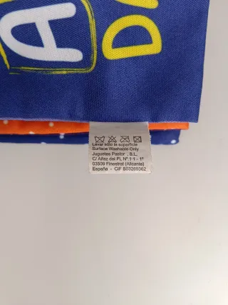 Cuentos Textiles Bilingües para Bebés 18m+