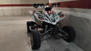Suzuki LTZ 400 Quad