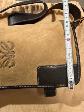 Bolso Loewe ante y piel marrón beige