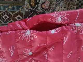 Gilet bambina rosa con fiori