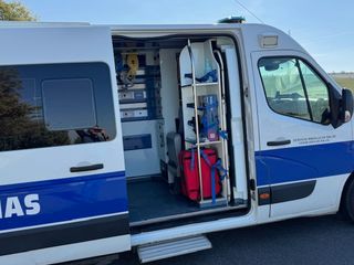 RENAULT MASTER III AMBULANCIA L3H2