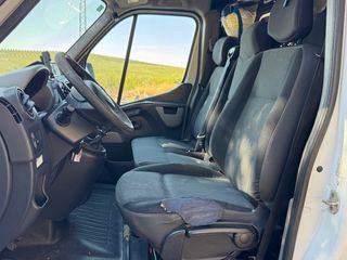 RENAULT MASTER III AMBULANCIA L3H2