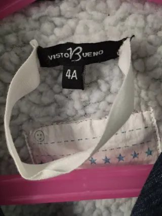 Dos chaquetas con borreguillo