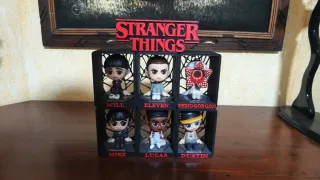 Expositor Funkos Stranger Things McDonald's