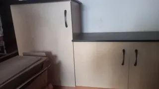 Estanterías de madera modulares color beige