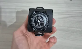 Omega x Swatch MoonSwatch Snoopy Nero