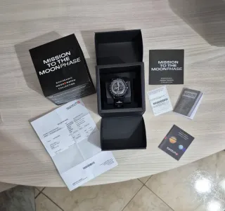 Omega x Swatch MoonSwatch Snoopy Nero