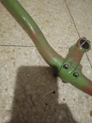 2 Manillares con Potencia valorada en 20€