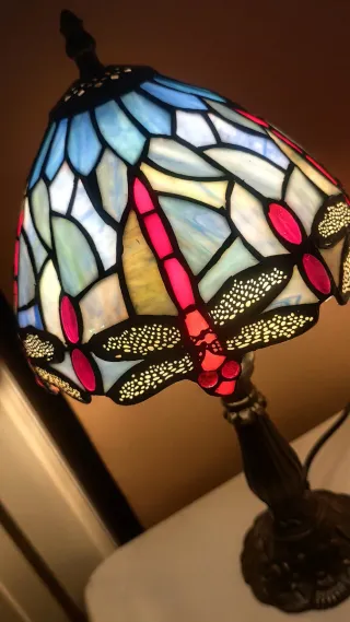 Lampada da tavolo Tiffany Libellula in cristallo