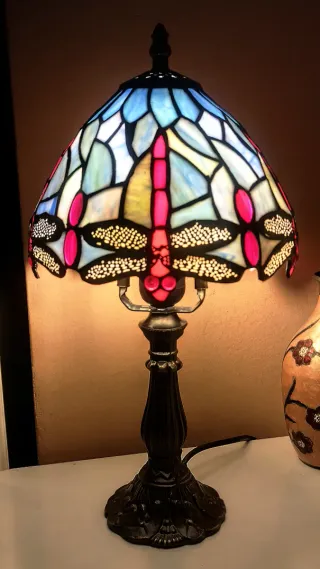 Lampada da tavolo Tiffany Libellula in cristallo