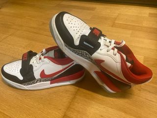 Jordan Legacy 312 Rojo Fuego Bajo Talla 40.5