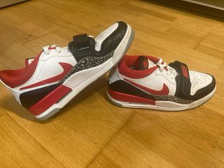 Jordan Legacy 312 Rojo Fuego Bajo Talla 40.5