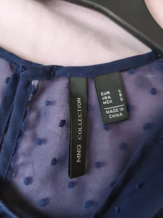 Blusa Mango plumeti azul, Talla L