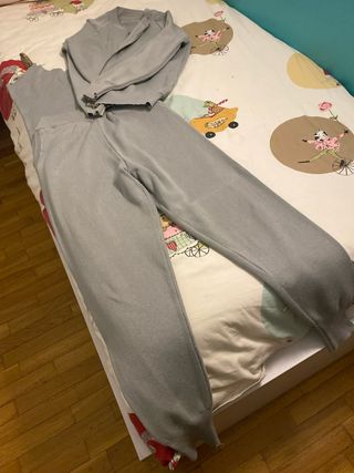 Conjunto chándal punto 3 piezas gris