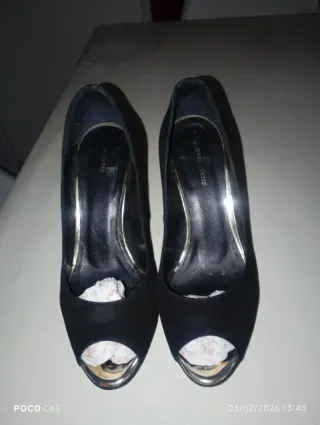 Zapatos de tacón negros talla 38